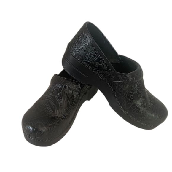 Dansko Womens Tooled Leather Clogs Black Preowned - Picture 1 of 5